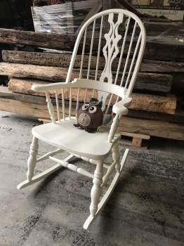 Windsor Rocking Chair  (1)